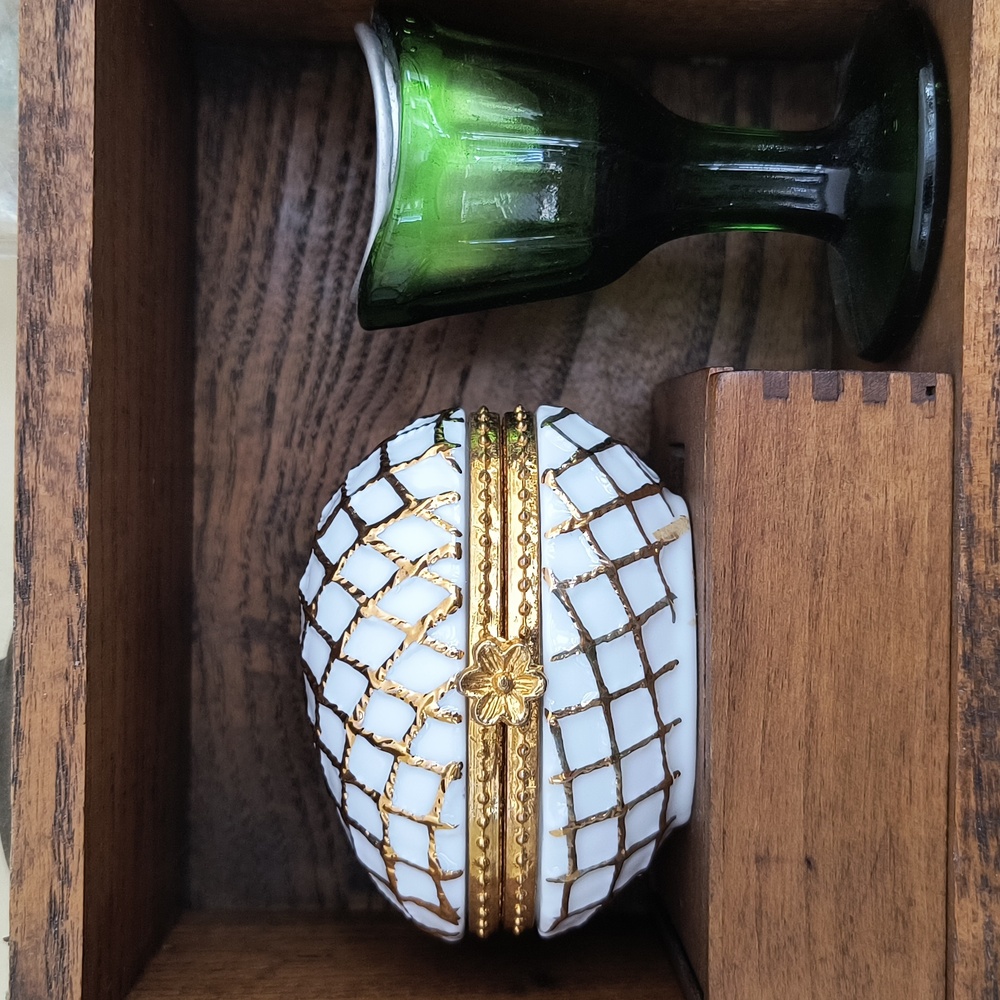 Egg Trinket Hinged Box